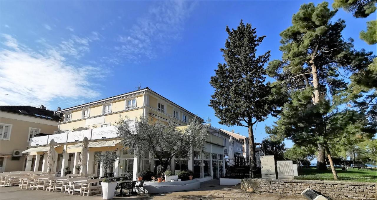 Mirta Deluxe Superior 5 Star Apartment, Your Piece Of Heaven By The Sea & Park, With Sea & Park View Novigrad Istria Dış mekan fotoğraf