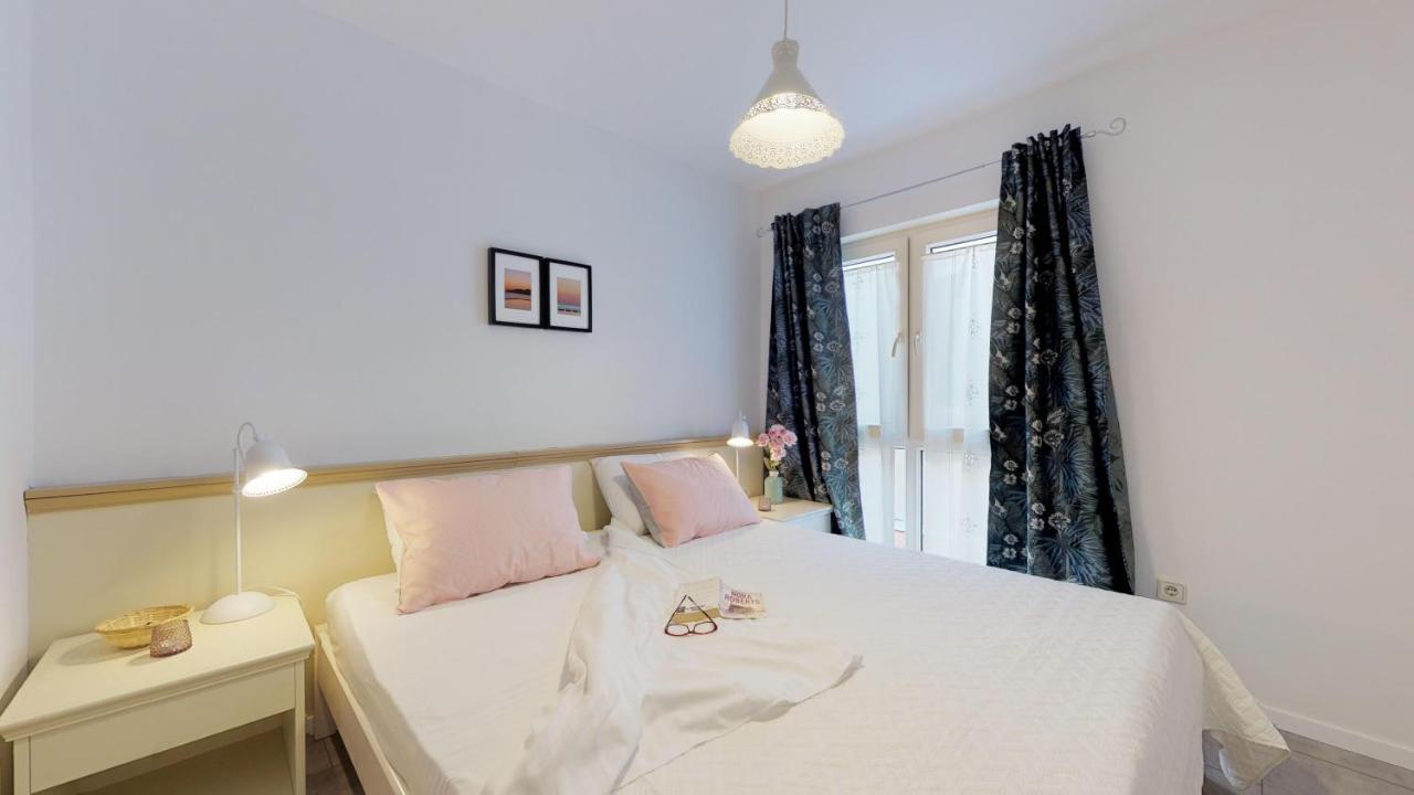Mirta Deluxe Superior 5 Star Apartment, Your Piece Of Heaven By The Sea & Park, With Sea & Park View Novigrad Istria Dış mekan fotoğraf