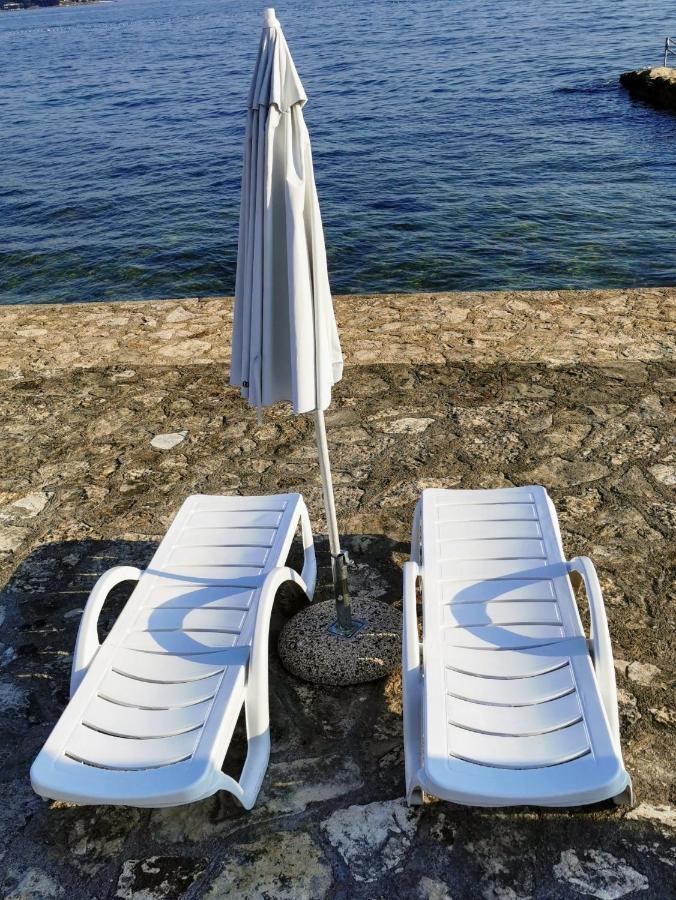 Mirta Deluxe Superior 5 Star Apartment, Your Piece Of Heaven By The Sea & Park, With Sea & Park View Novigrad Istria Dış mekan fotoğraf