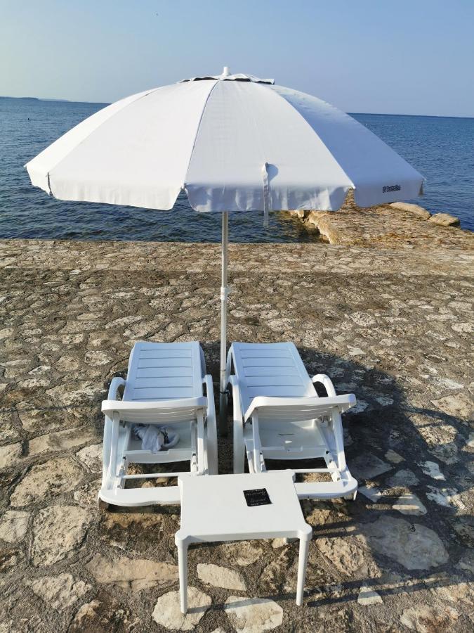 Mirta Deluxe Superior 5 Star Apartment, Your Piece Of Heaven By The Sea & Park, With Sea & Park View Novigrad Istria Dış mekan fotoğraf