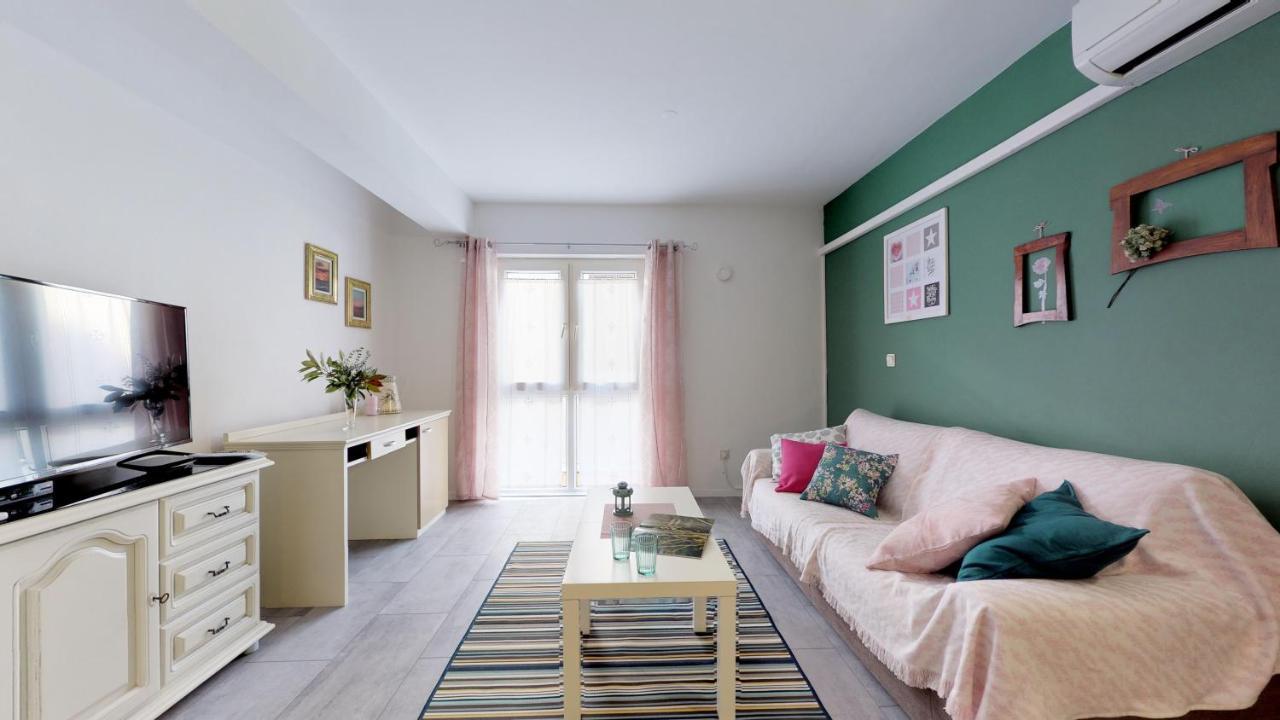 Mirta Deluxe Superior 5 Star Apartment, Your Piece Of Heaven By The Sea & Park, With Sea & Park View Novigrad Istria Dış mekan fotoğraf