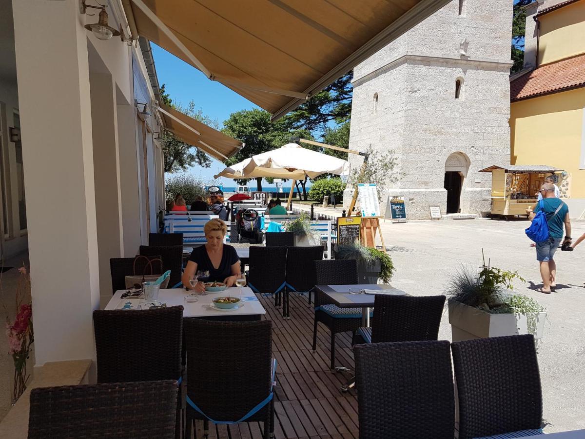 Mirta Deluxe Superior 5 Star Apartment, Your Piece Of Heaven By The Sea & Park, With Sea & Park View Novigrad Istria Dış mekan fotoğraf