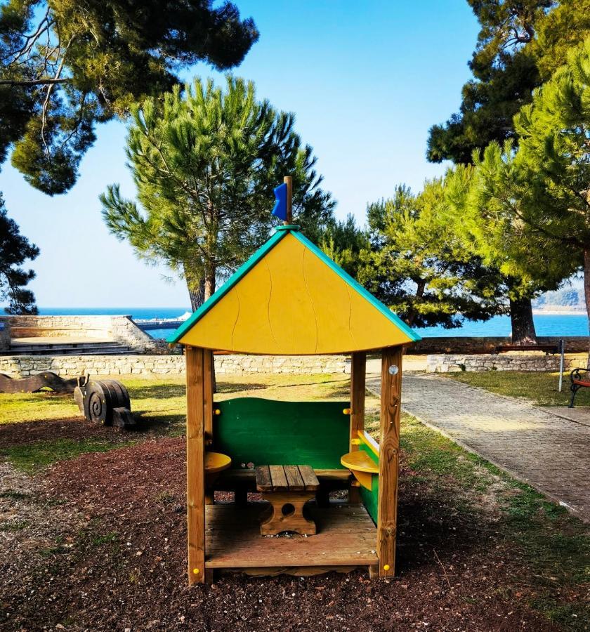Mirta Deluxe Superior 5 Star Apartment, Your Piece Of Heaven By The Sea & Park, With Sea & Park View Novigrad Istria Dış mekan fotoğraf