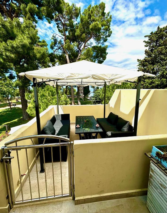 Mirta Deluxe Superior 5 Star Apartment, Your Piece Of Heaven By The Sea & Park, With Sea & Park View Novigrad Istria Dış mekan fotoğraf